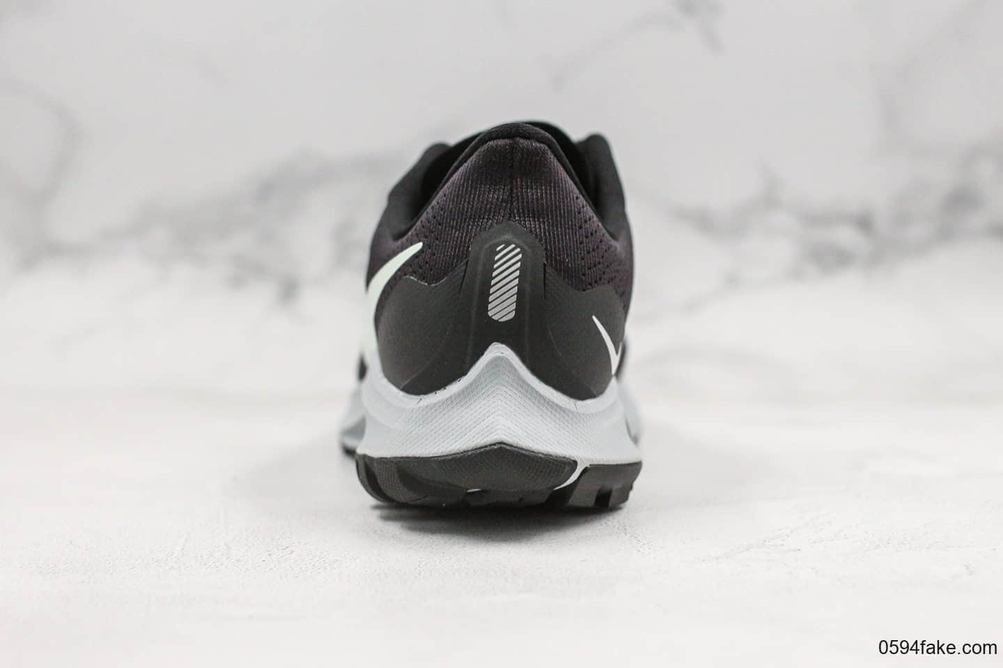 耐克Nike Air Zoom Pegasus 36纯原版本登月36代透气跑步鞋内置Zoom气垫中足动态支撑原档案数据开发 货号:AR5677-002