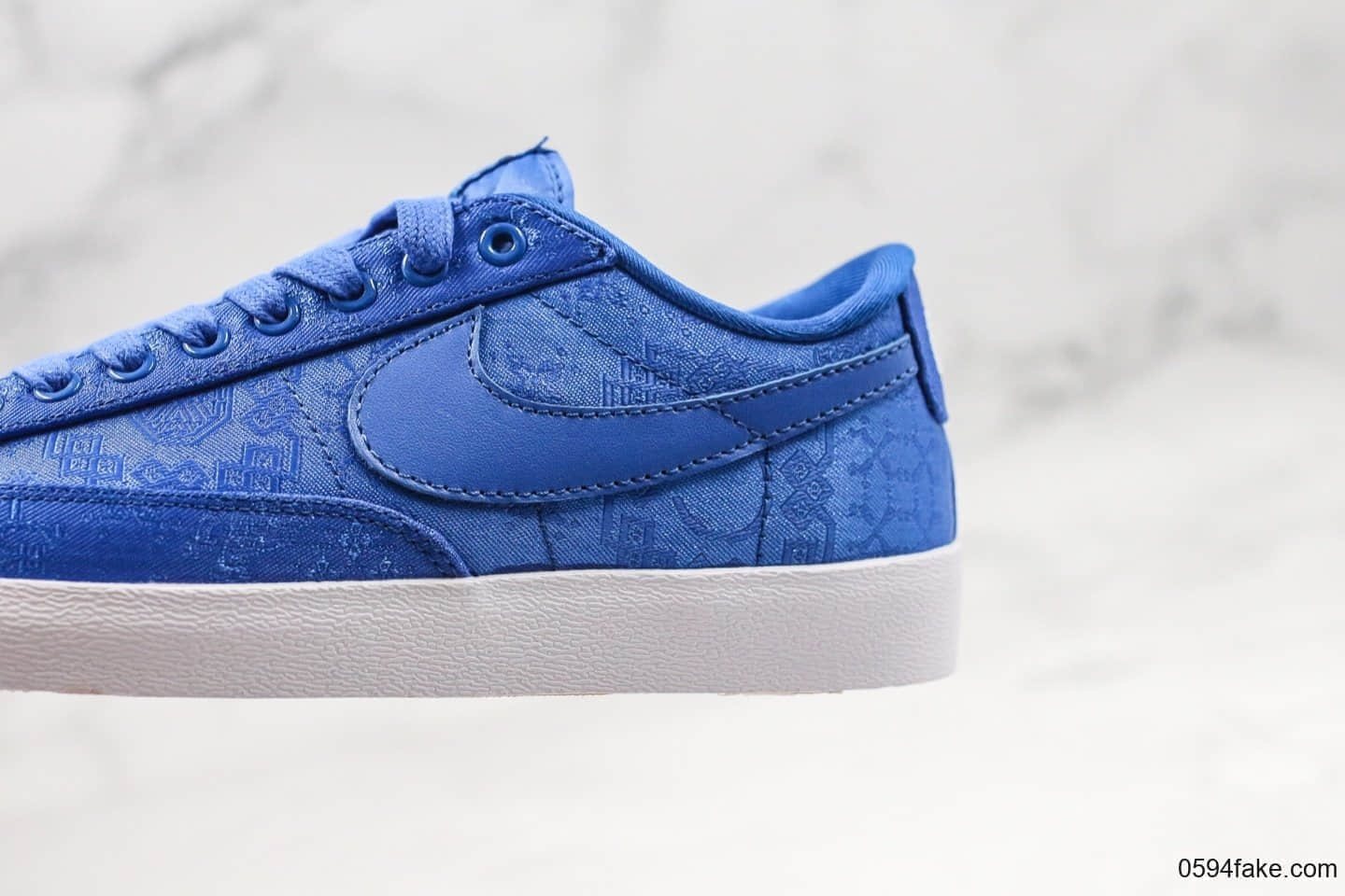 耐克Nike Blazer Low Le公司级版本低帮开拓者陈冠希联名款蓝丝绸表皮可刮原盒原标 货号：AV9374-281