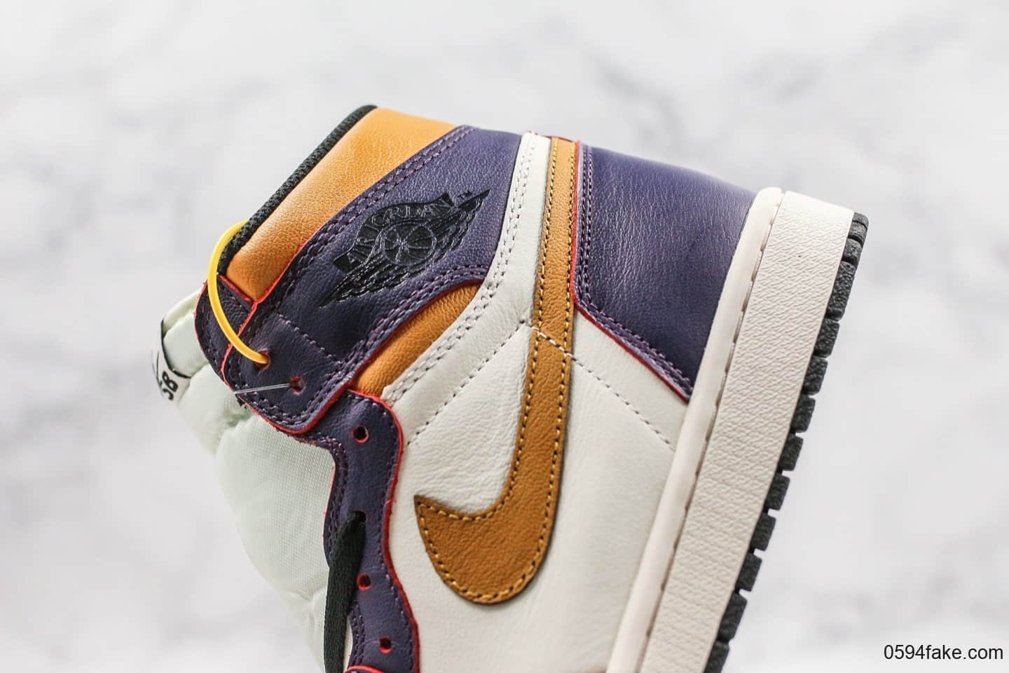 耐克Nike SB x AirJordan1 High OG Court Purple联名款乔1刮刮乐湖人黄紫配色原厂客供皮料原盒原标原鞋开模完美后跟定形 货号:CD6578-507