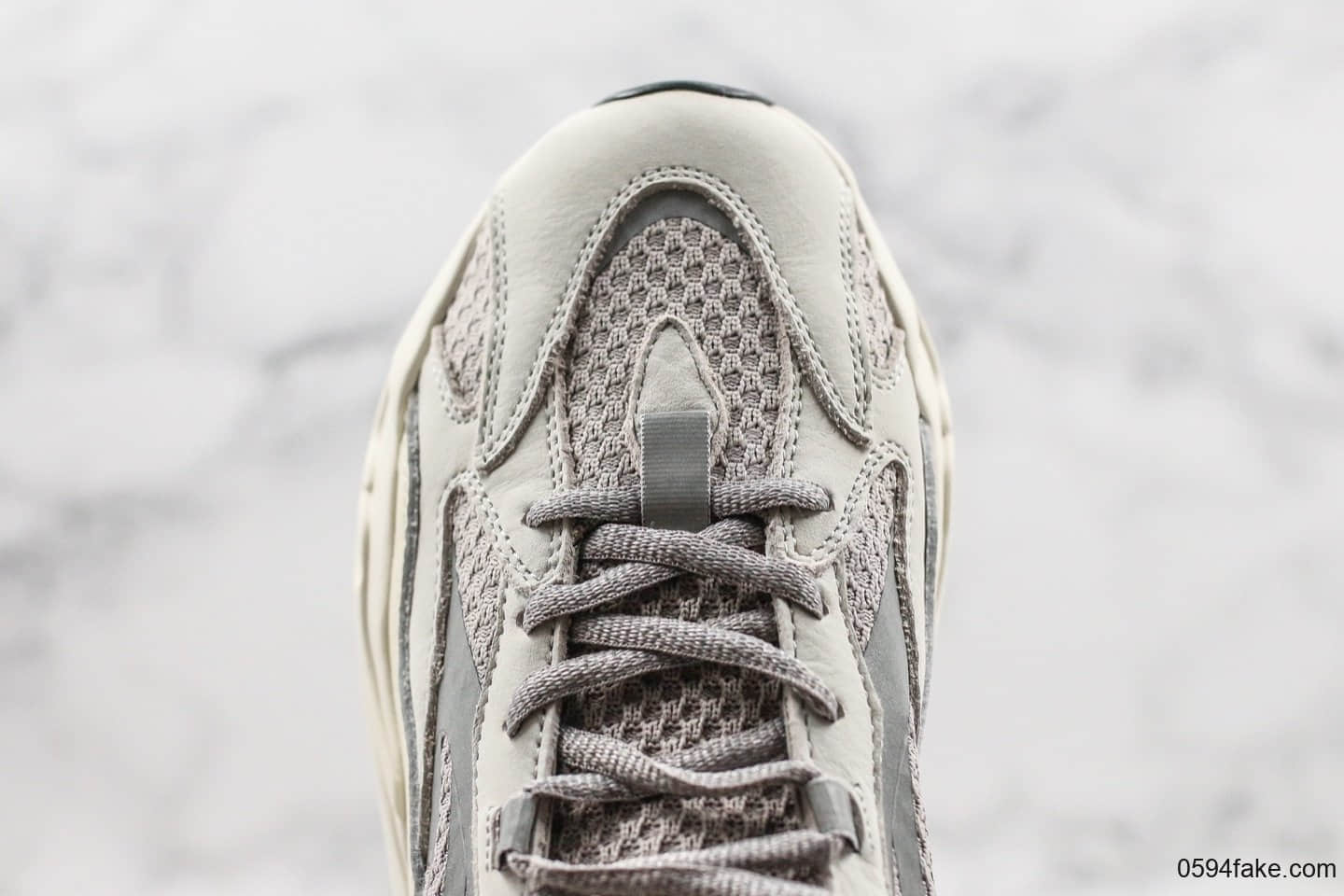 阿迪达斯Adidas Originals Yeezy Boost 700V2 Static椰子700白灰ZG纯原版全掌原厂巴斯夫大底进口贝利原厂皮料低趴姿态老爹鞋 货号:EF2829