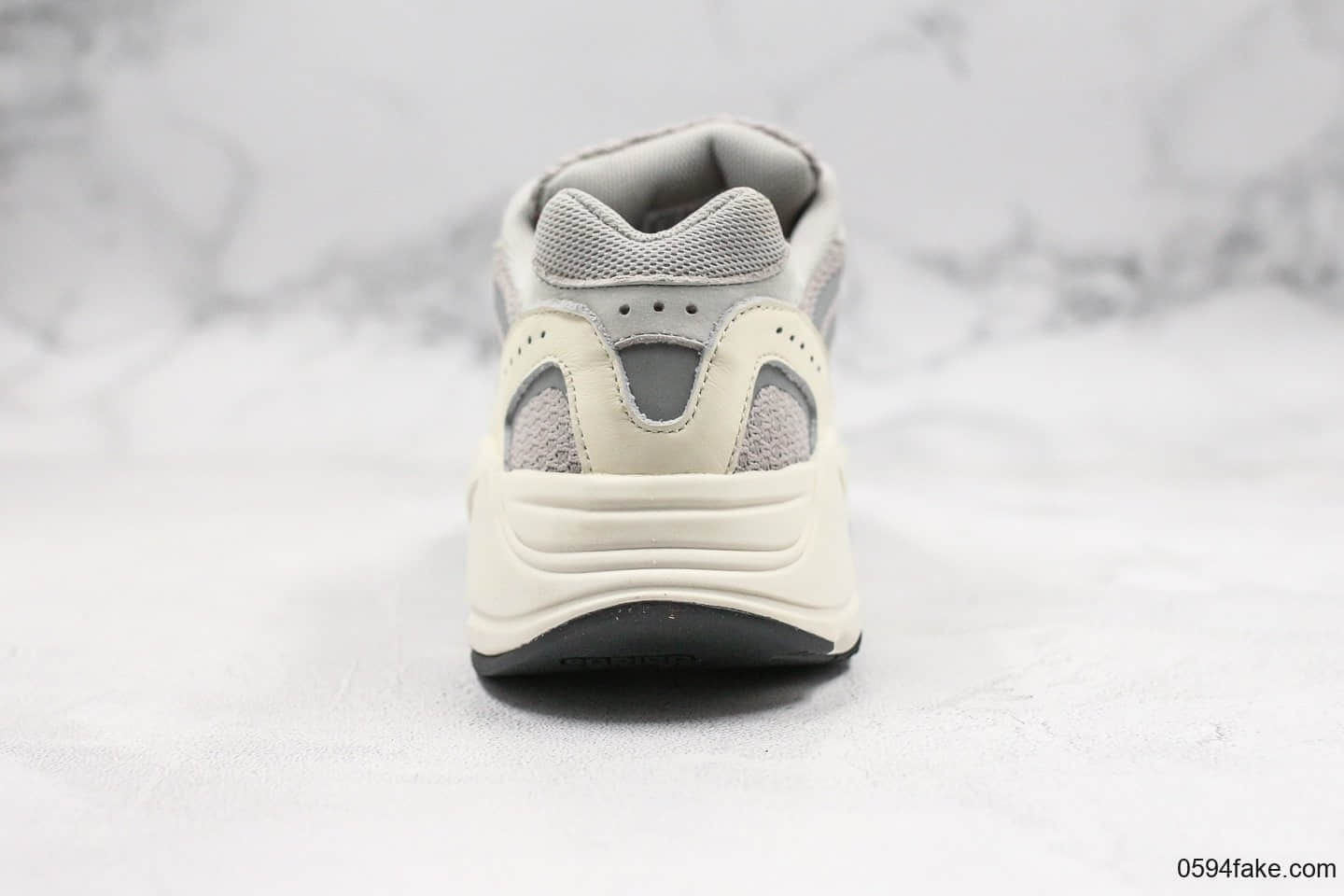 阿迪达斯Adidas Originals Yeezy Boost 700V2 Static椰子700白灰ZG纯原版全掌原厂巴斯夫大底进口贝利原厂皮料低趴姿态老爹鞋 货号:EF2829