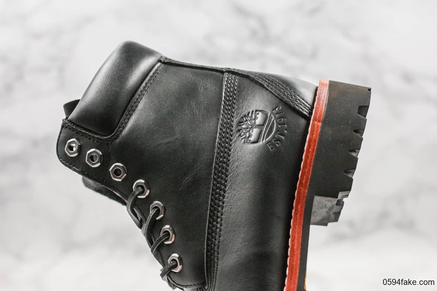 天伯伦Timberland中山代工厂经典6寸黑色专柜品质顶级头层防水面料高帮马丁靴 货号:TB0A1P61