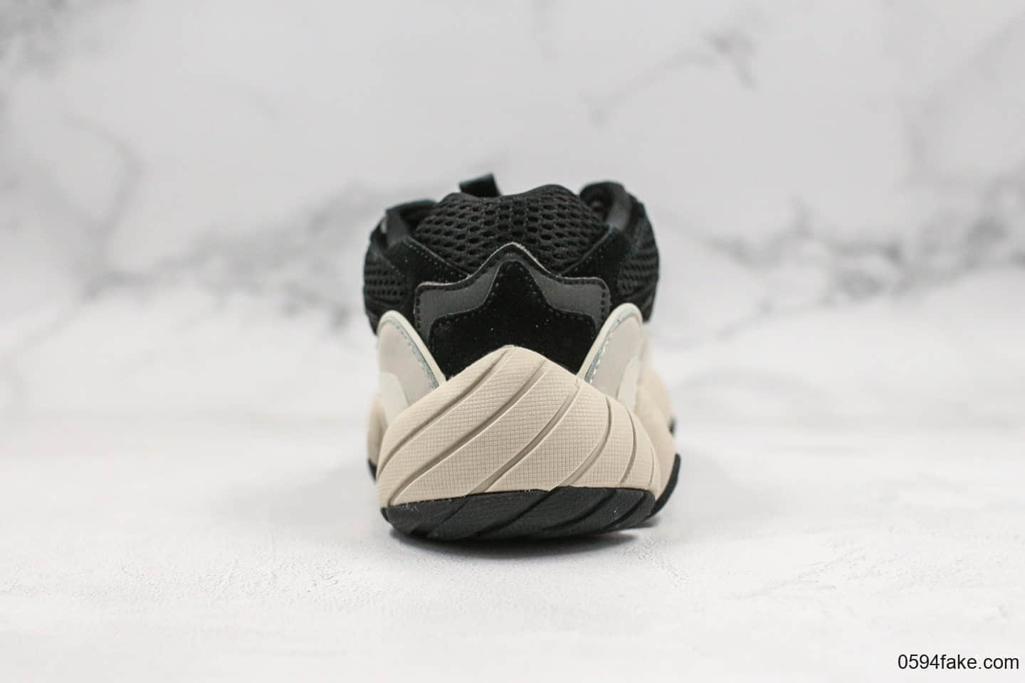 阿迪达斯adidas Yeezy Boost 500纯原版本黑白奥利奥椰子500老爹鞋内置adiprene+减震科技原厂反绒皮 货号:F36688