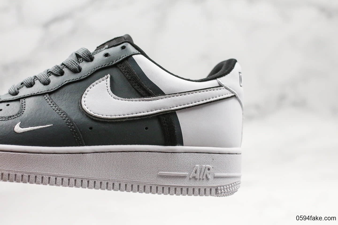 耐克Nike Air Force 1空军一号低帮休闲板鞋白灰色公司级原楦开发内置solo气垫 货号:CI0061-002