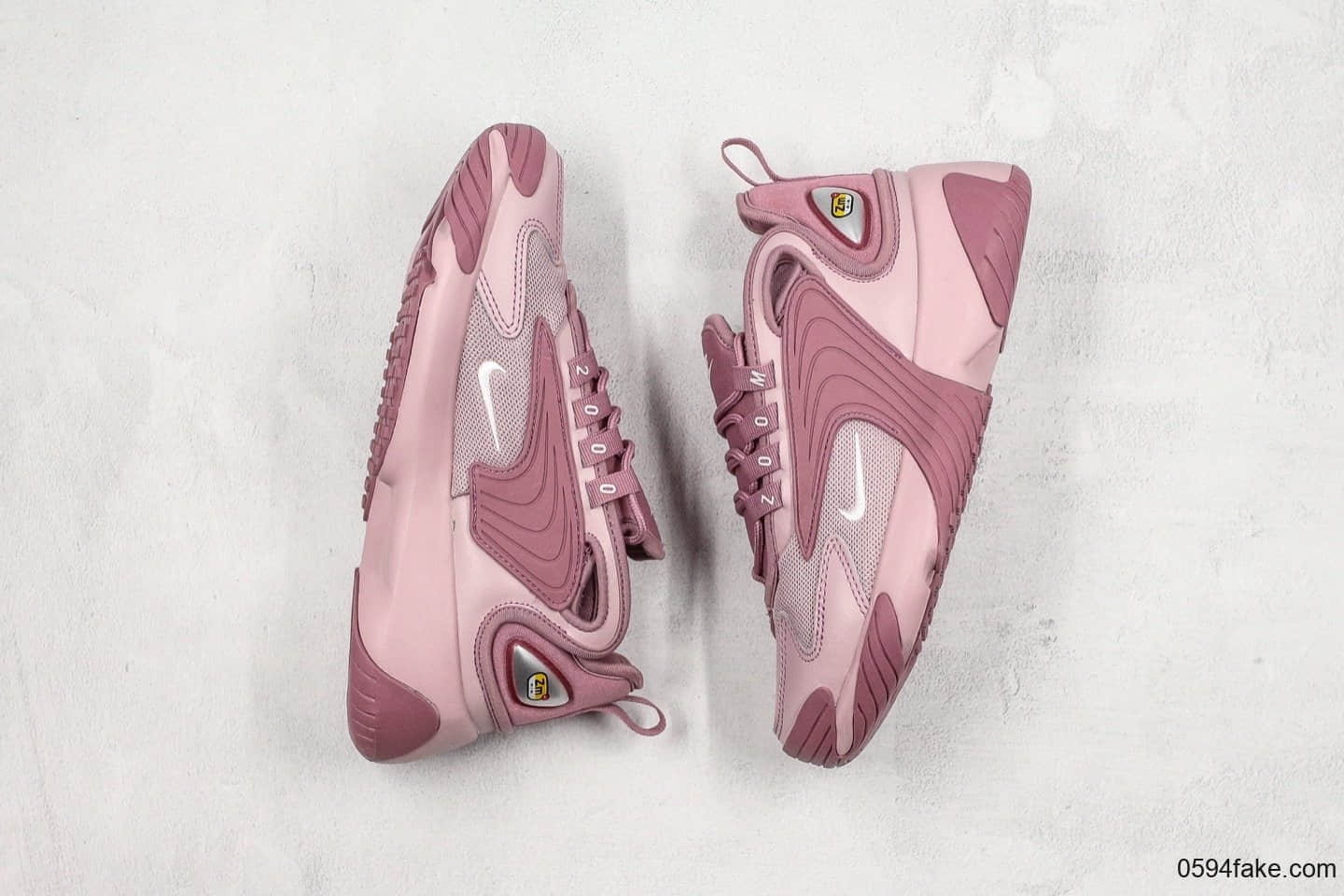 耐克Nike Zoom 2000复古老爹鞋休闲慢跑鞋粉紫色真标带半码原楦开发原厂热熔烫化标原装鞋垫 货号:AO0354-500