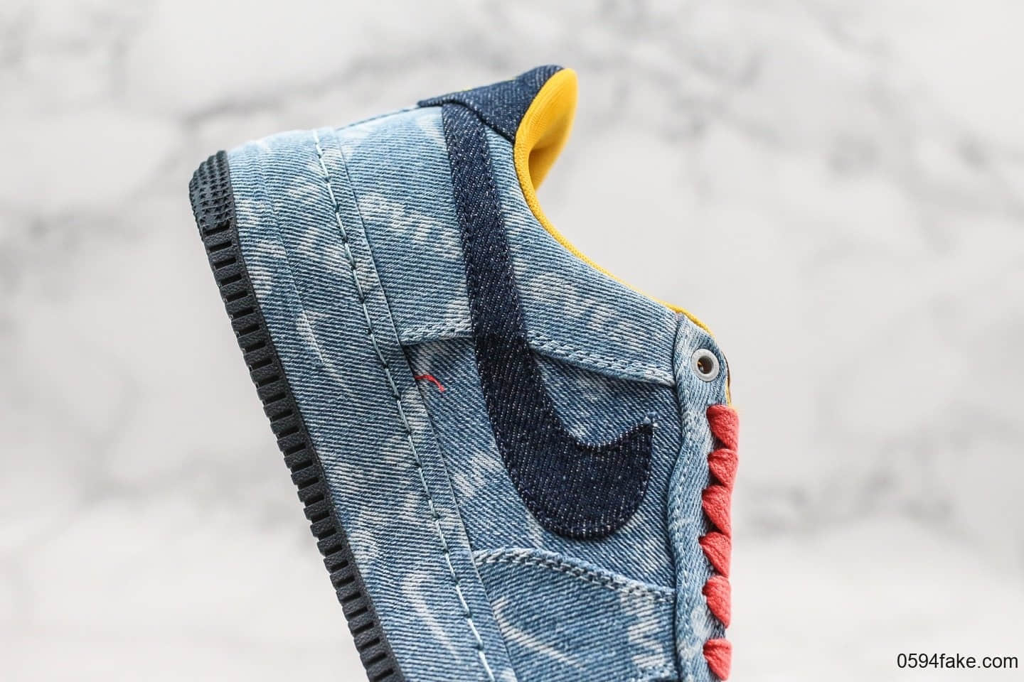 耐克Nike Air Force 1 Low x Levi's纯原版本李维斯联名款低帮空军一号原鞋开模这边工艺特殊印染水洗牛仔布鞋面 货号:CV0670-447