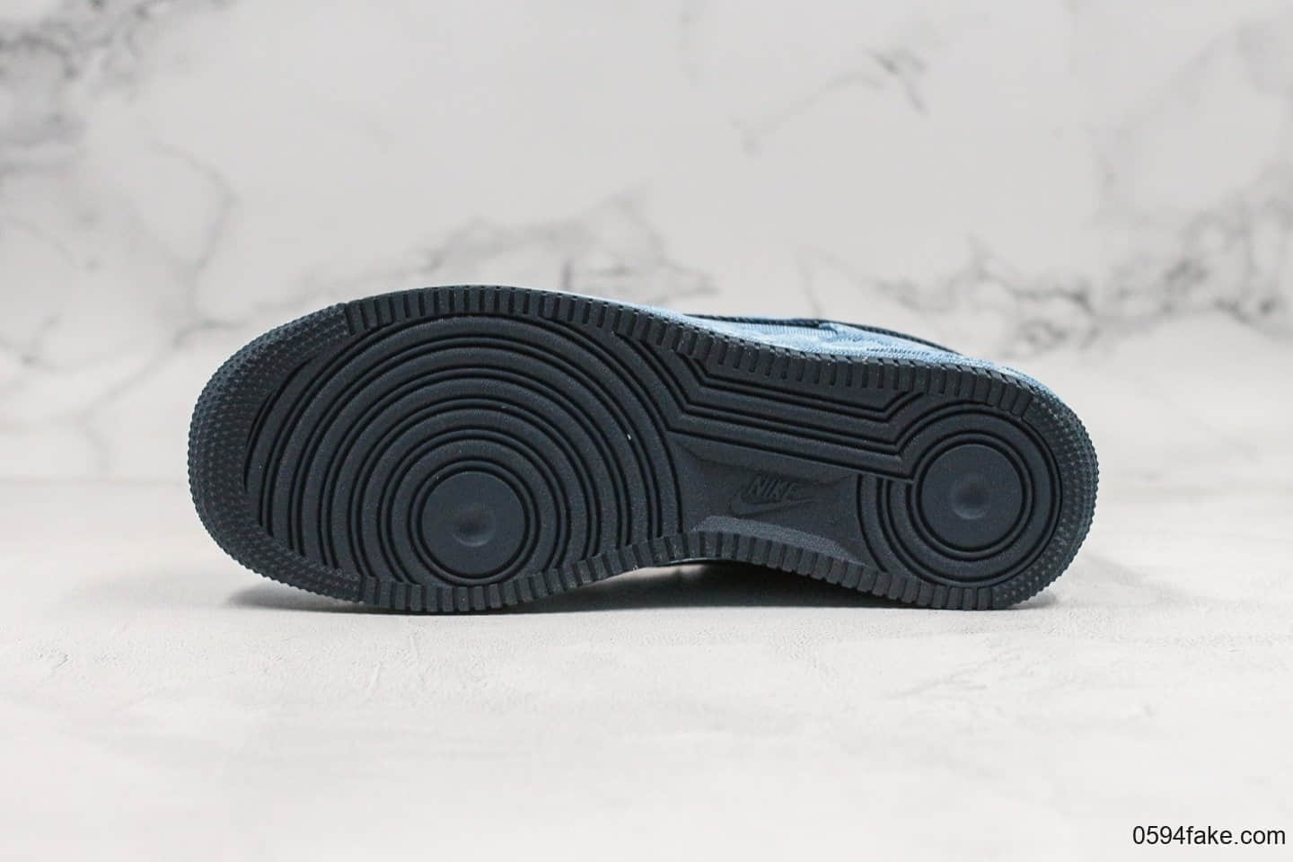 耐克Nike Air Force 1 Low x Levi's纯原版本李维斯联名款低帮空军一号原鞋开模这边工艺特殊印染水洗牛仔布鞋面 货号:CV0670-447