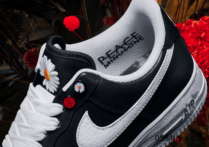 超高规格之作!权志龙联名Air Force 1官图释出!还有本人亲晒的特殊版本!