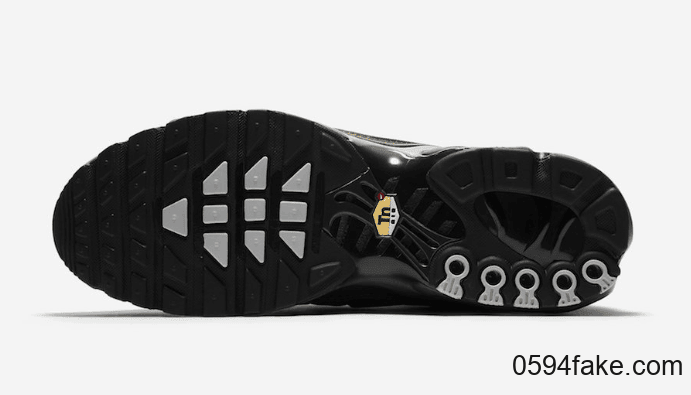 抢眼3M反光!这双Air Max Plus有点帅! 货号:CU3454-300