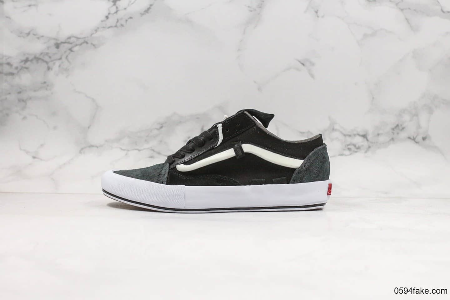 万斯Vans Vault Old Skool Cap LX纯原版本黑灰拼接解构低帮硫化板鞋原厂硫化大底原档案数据开发