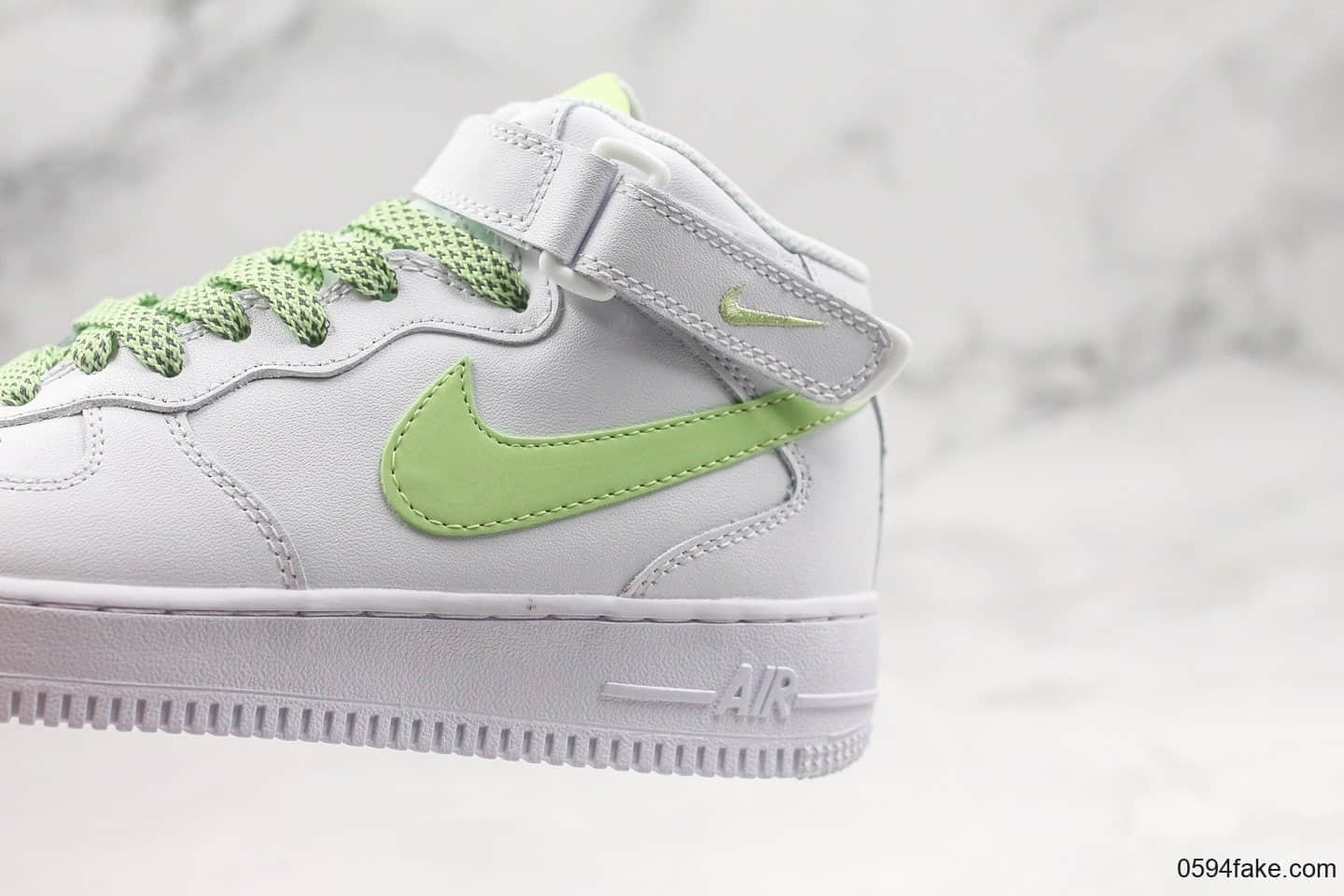 耐克Nike Air Force 1 '07 LV8纯原版本中帮空军一号3D白绿满天星内置全掌Sole气垫鞋面高清洁度 货号:366731-910