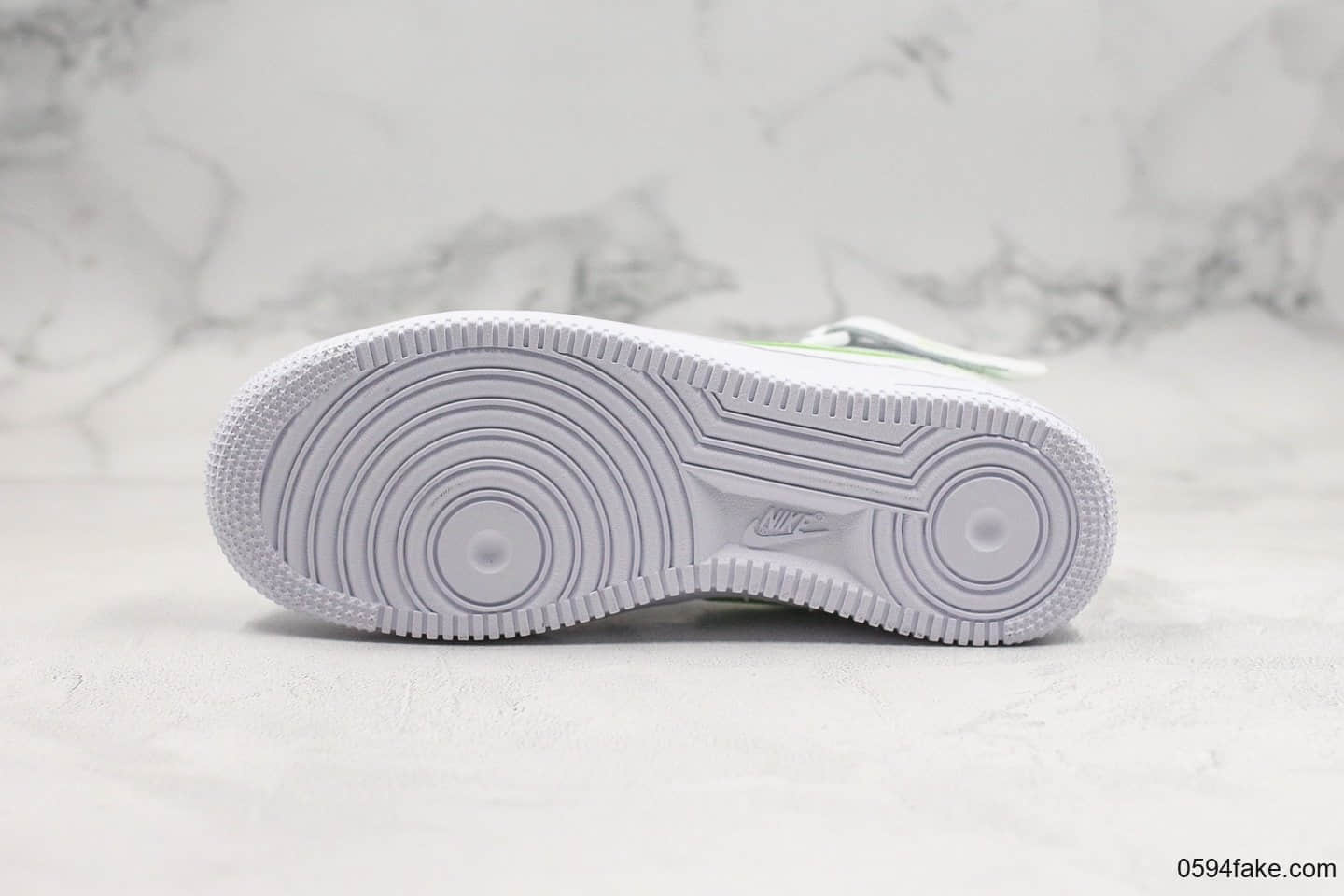 耐克Nike Air Force 1 '07 LV8纯原版本中帮空军一号3D白绿满天星内置全掌Sole气垫鞋面高清洁度 货号:366731-910