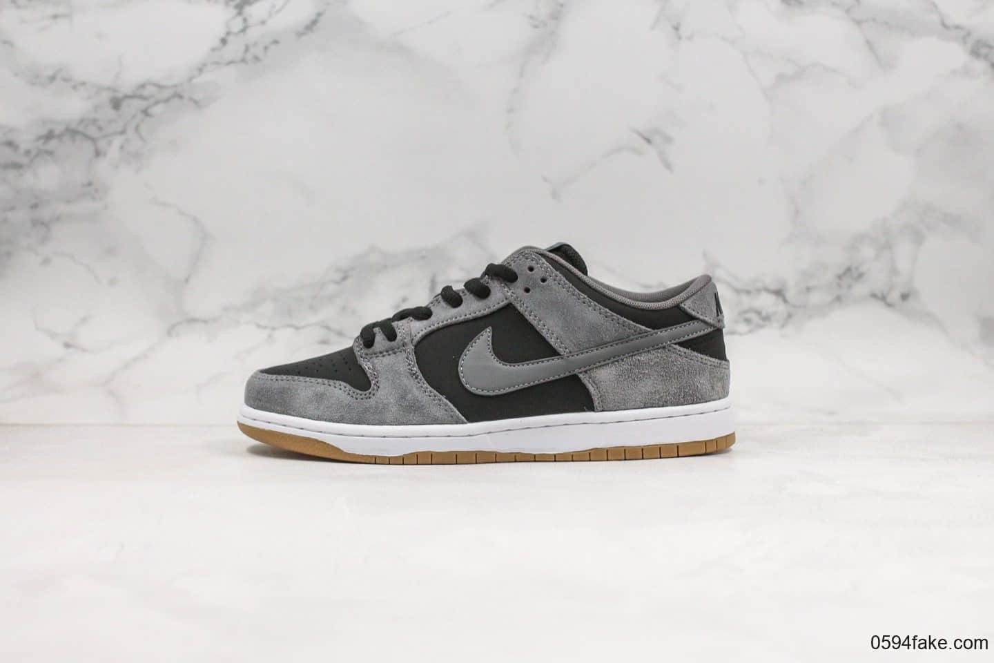耐克Nike SB Dunk Low Pro Leather Grey Black-Gum纯原版本扣篮系列灰黑限定配色内置气垫全头层鞋面原楦头纸板打造 货号：854866-126