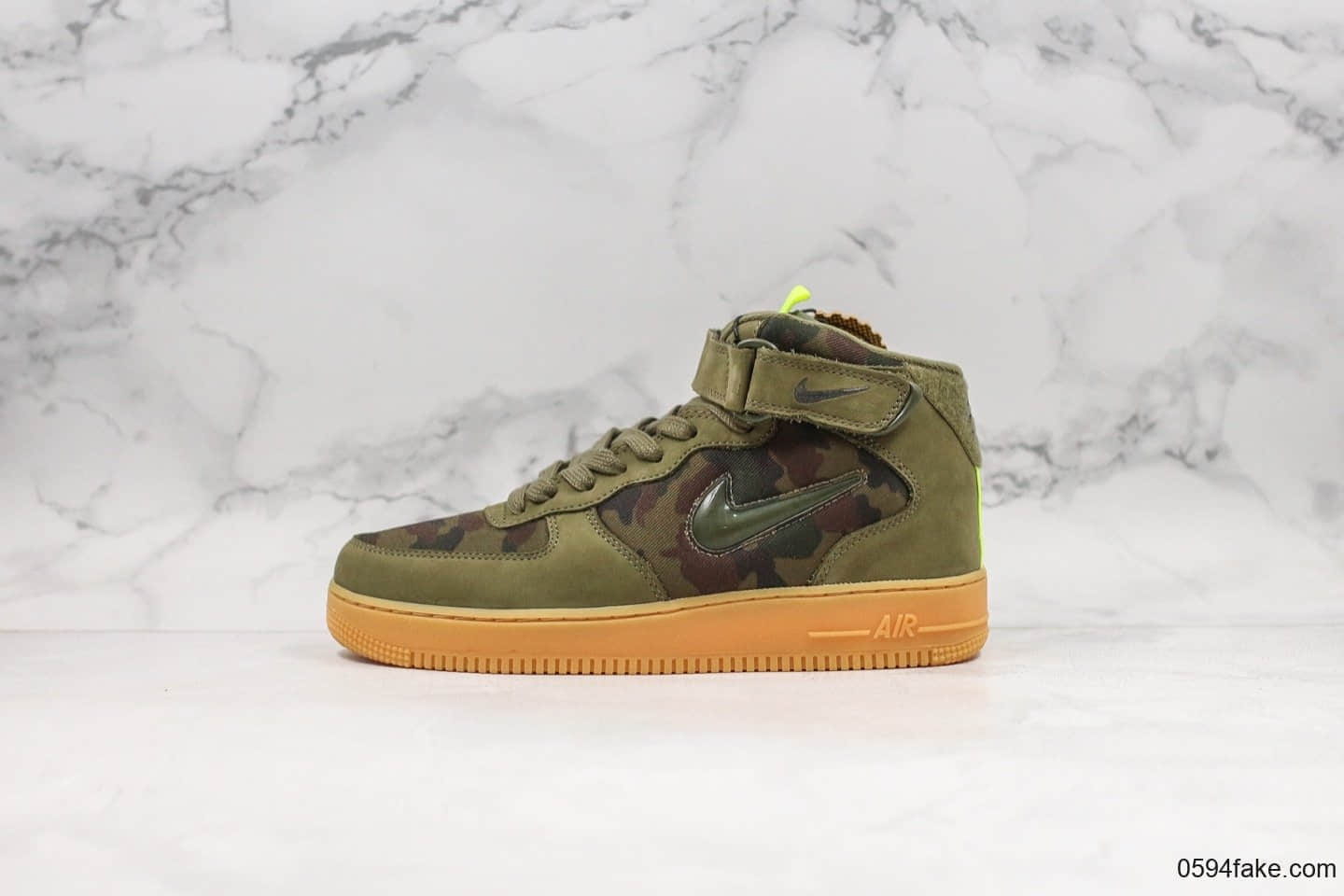 耐克Nike Air Force 1 Jewel Mid纯原版本空军一号法国军事主题配色迷彩绿橄榄绿内置全掌蜂窝气垫原装麂皮防水面料 货号:AV2586-200
