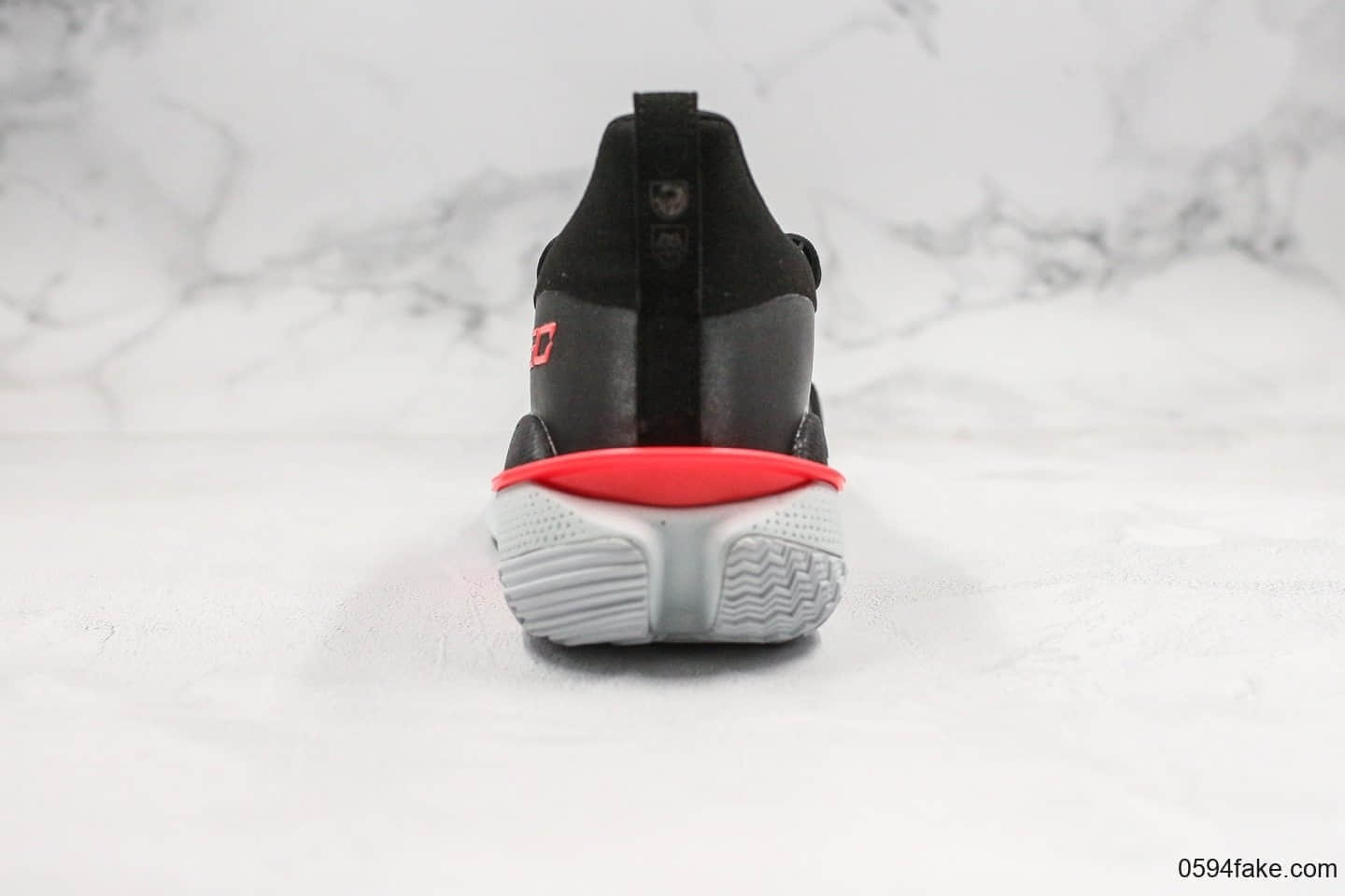 安德玛Under Armour Curry 7纯原版本库里7代篮球鞋搭载三大科技支持实战原档案数据开发 货号:3021258-001