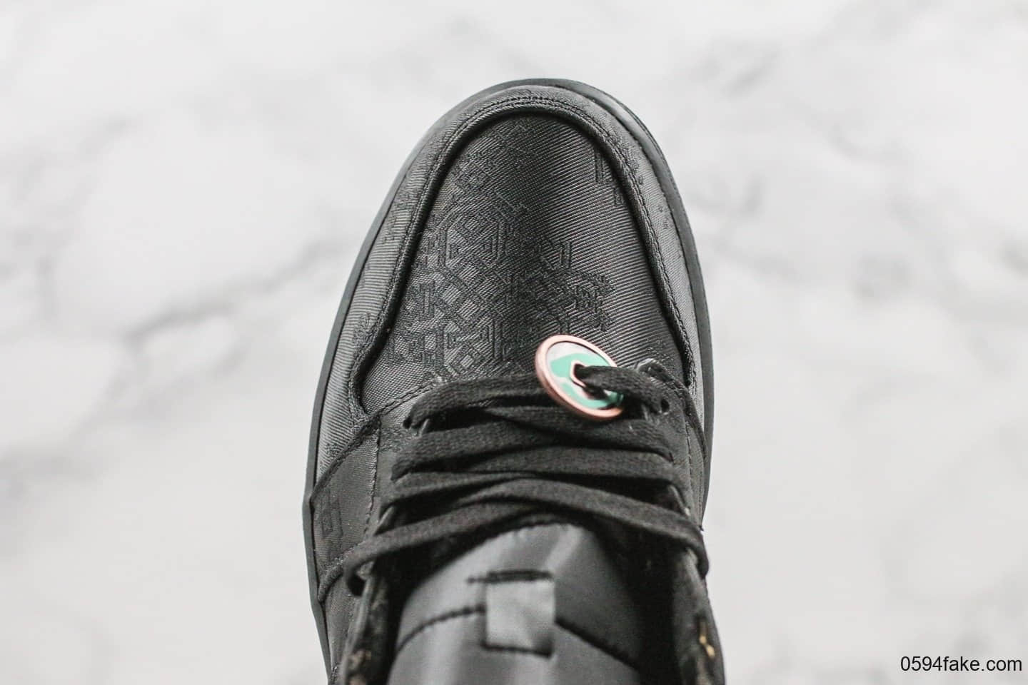乔丹What Szie Edison Chen x Air Jordan 1 AJ1 Mid纯原版本中帮AJ1陈冠希联名款黑丝绸内置钢印原厂丝绸面料 货号:CU2804-300