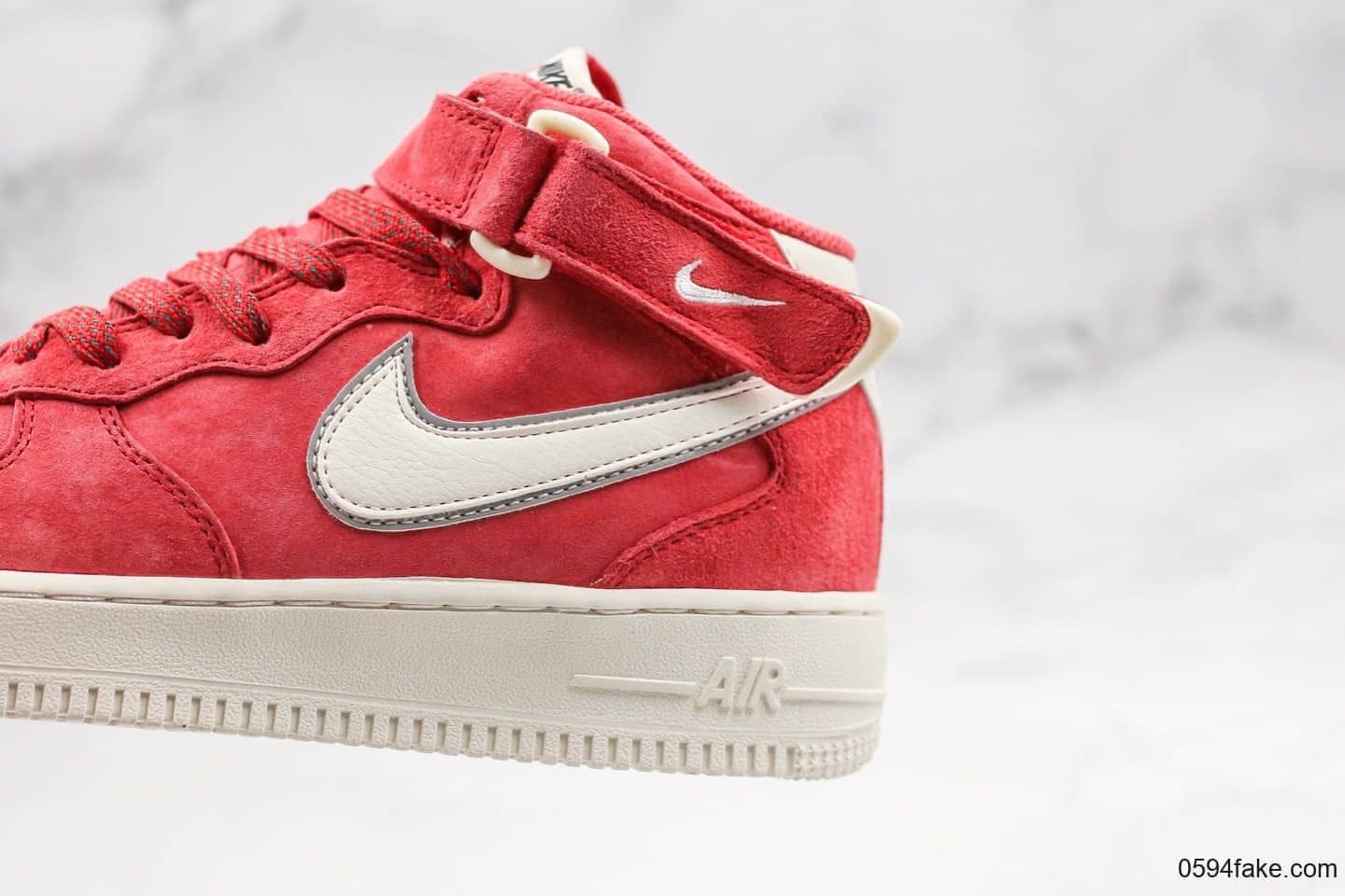 耐克Nike Air Force 1 Mid 07纯原版本中帮空军一号红色3M反光内置气垫原档案数据开发 货号：AA1118-008