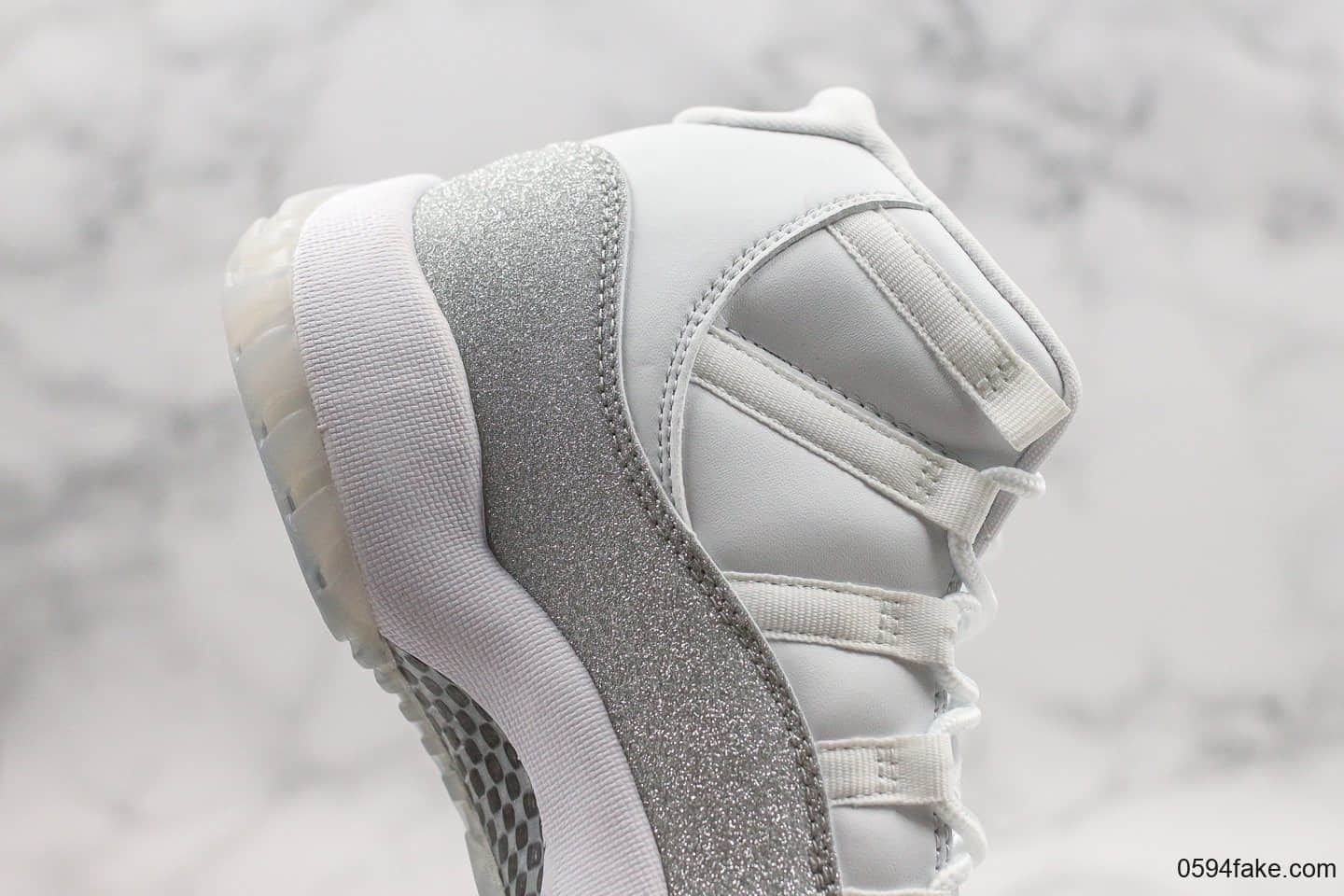 乔丹Air Jordan 11 WMNS Metallic Silver纯原版本施华洛世奇满天星配色AJ11内置碳板原档案数据开发实战篮球鞋 货号：AR0715-100