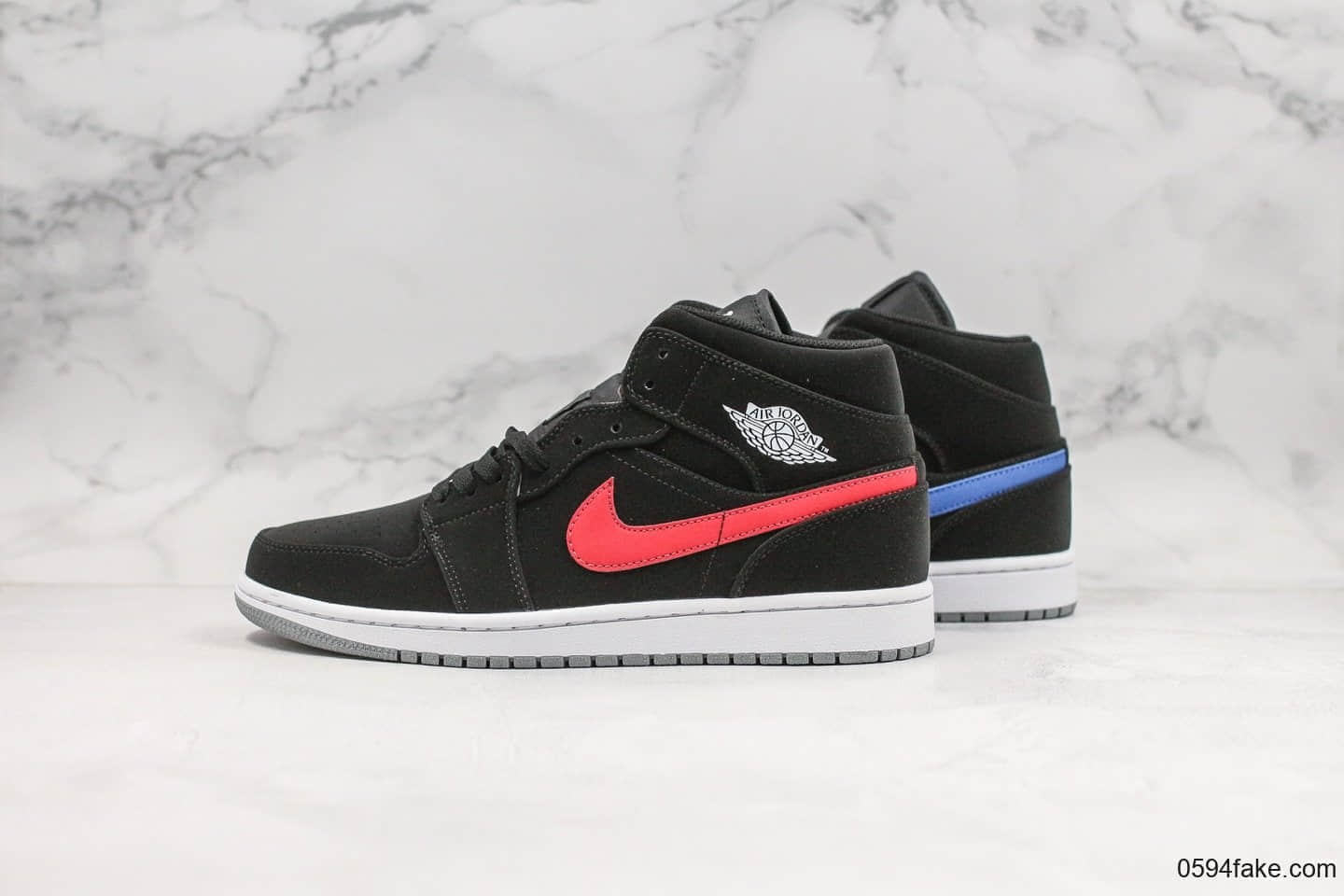 乔丹Air Jordan 1 Red-Royal GS公司级版本中帮aj1黑蓝红鸳鸯新版本内置后掌sole气垫原楦头原纸板打造 货号:554725-065