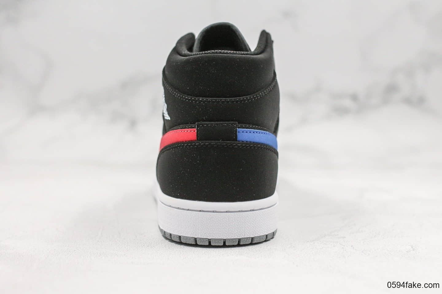 乔丹Air Jordan 1 Red-Royal GS公司级版本中帮aj1黑蓝红鸳鸯新版本内置后掌sole气垫原楦头原纸板打造 货号:554725-065