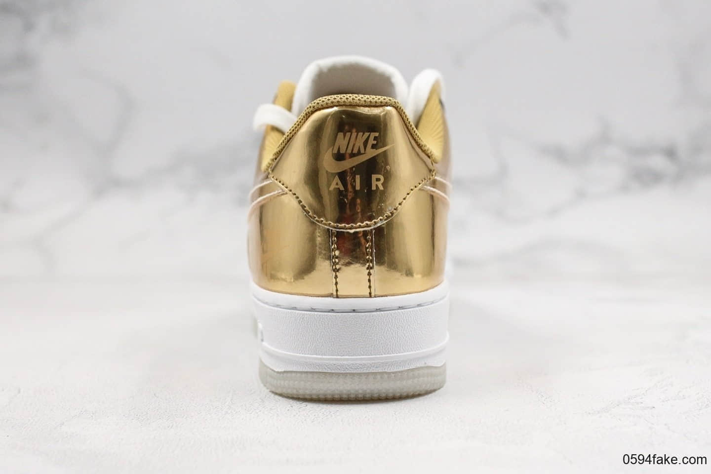 耐克Nike Air Force 1 Pays Tribute to Shanghai s Golden Era纯原版本上海限定版白金空军一号原盒原标内置气垫细节完美 货号:CU2991-197
