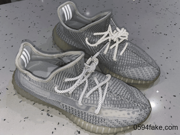 Yeezy Boost 350 V2“ Tailgate”释出最新实物图!明年发售! 货号:FX4348