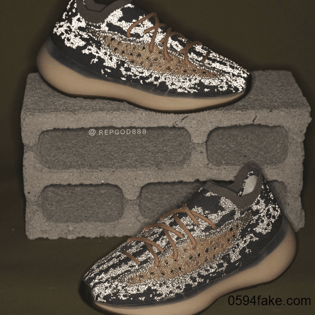 Yeezy Boost 380 “Mist”首度曝光!还有满天星版本!
