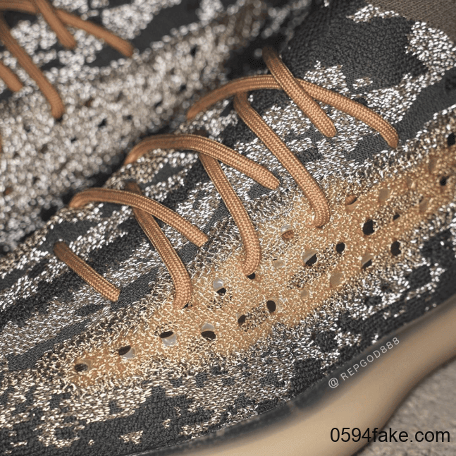 Yeezy Boost 380 “Mist”首度曝光!还有满天星版本!