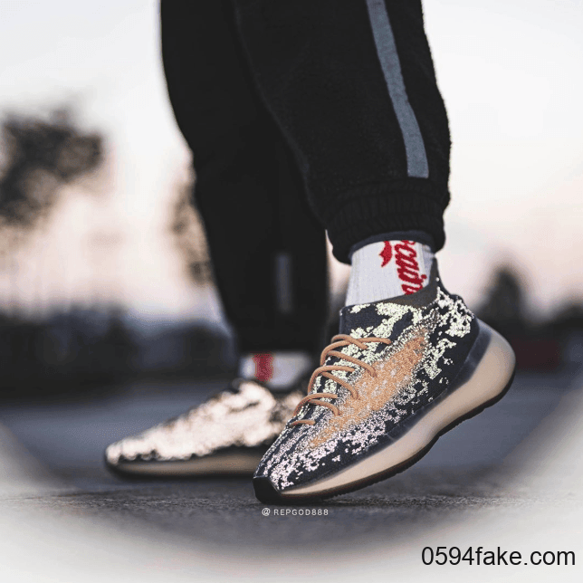 Yeezy Boost 380 “Mist”首度曝光!还有满天星版本!