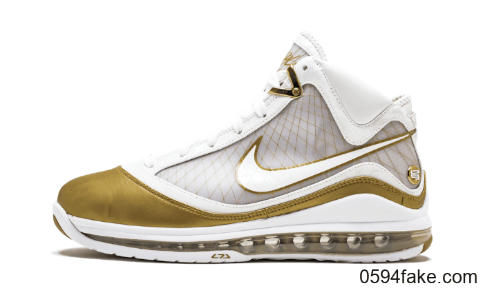 詹姆斯LeBron 7中秋配色明年回归!中国风浓郁!