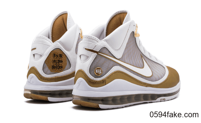 詹姆斯LeBron 7中秋配色明年回归!中国风浓郁!