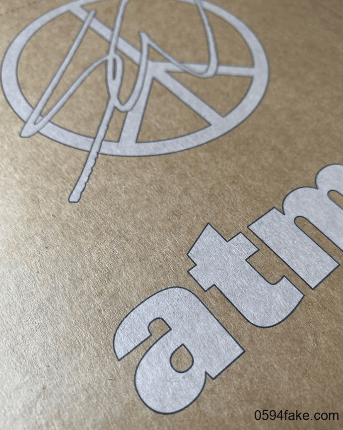 鸳鸯设计+灯芯绒拼接！重磅SW x atmos x ASICS 三方联名释出最新实物图！