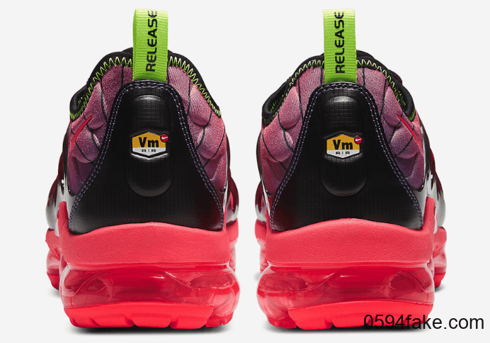 Nike Air VaporMax Plus新配色即将登场!酷似OW联名! 货号:CU4709-001