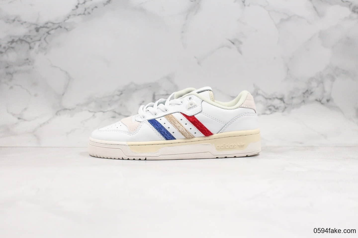 阿迪达斯Adidas Rivalry Low纯原版本低帮三叶草板鞋淡米白红蓝原盒原标客供最高版本 货号:EE4961