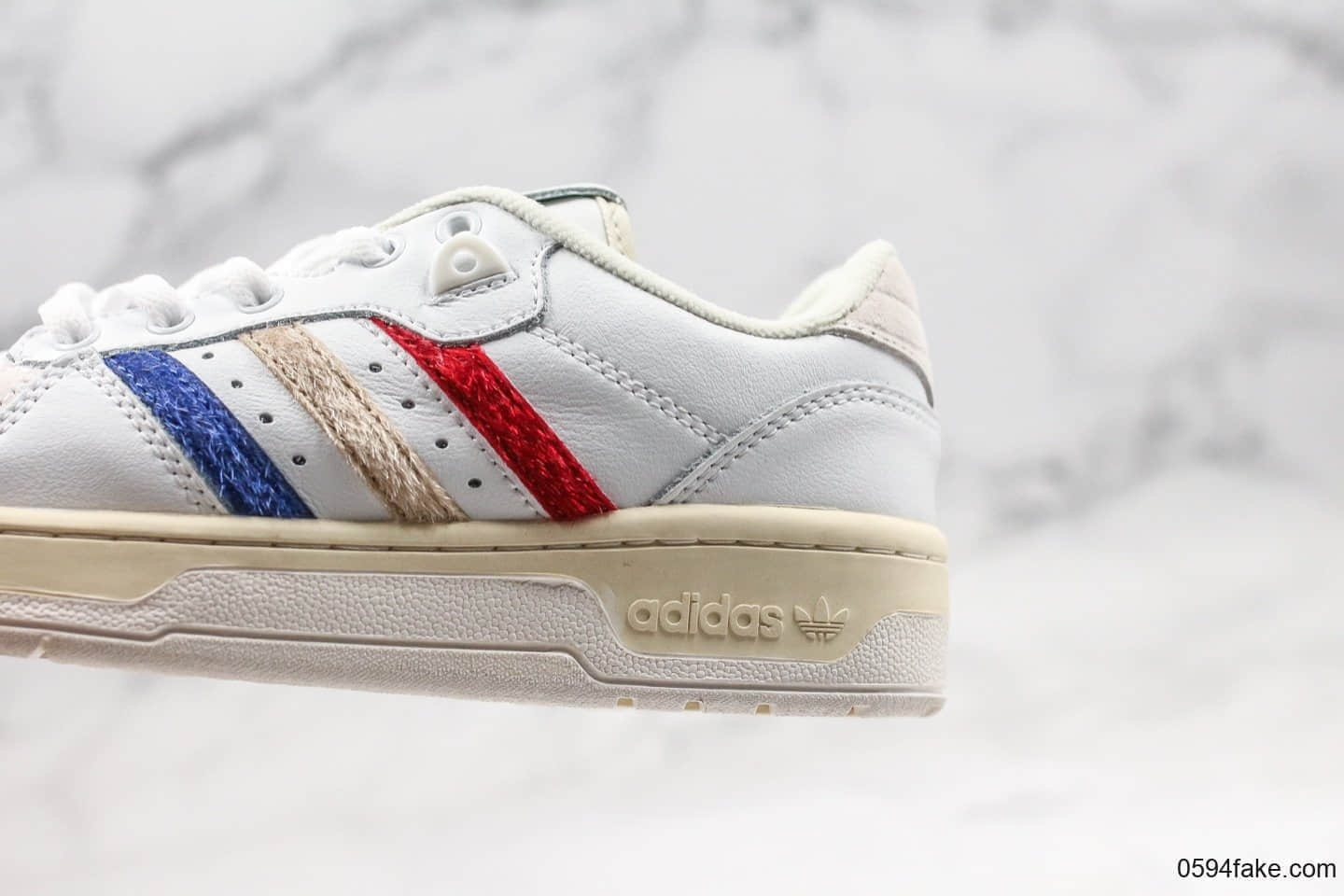 阿迪达斯Adidas Rivalry Low纯原版本低帮三叶草板鞋淡米白红蓝原盒原标客供最高版本 货号:EE4961