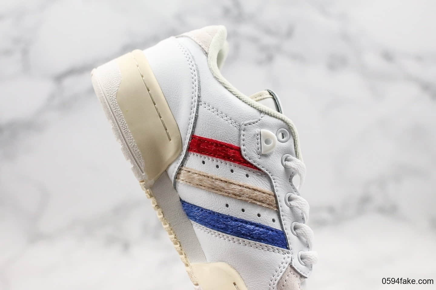阿迪达斯Adidas Rivalry Low纯原版本低帮三叶草板鞋淡米白红蓝原盒原标客供最高版本 货号:EE4961