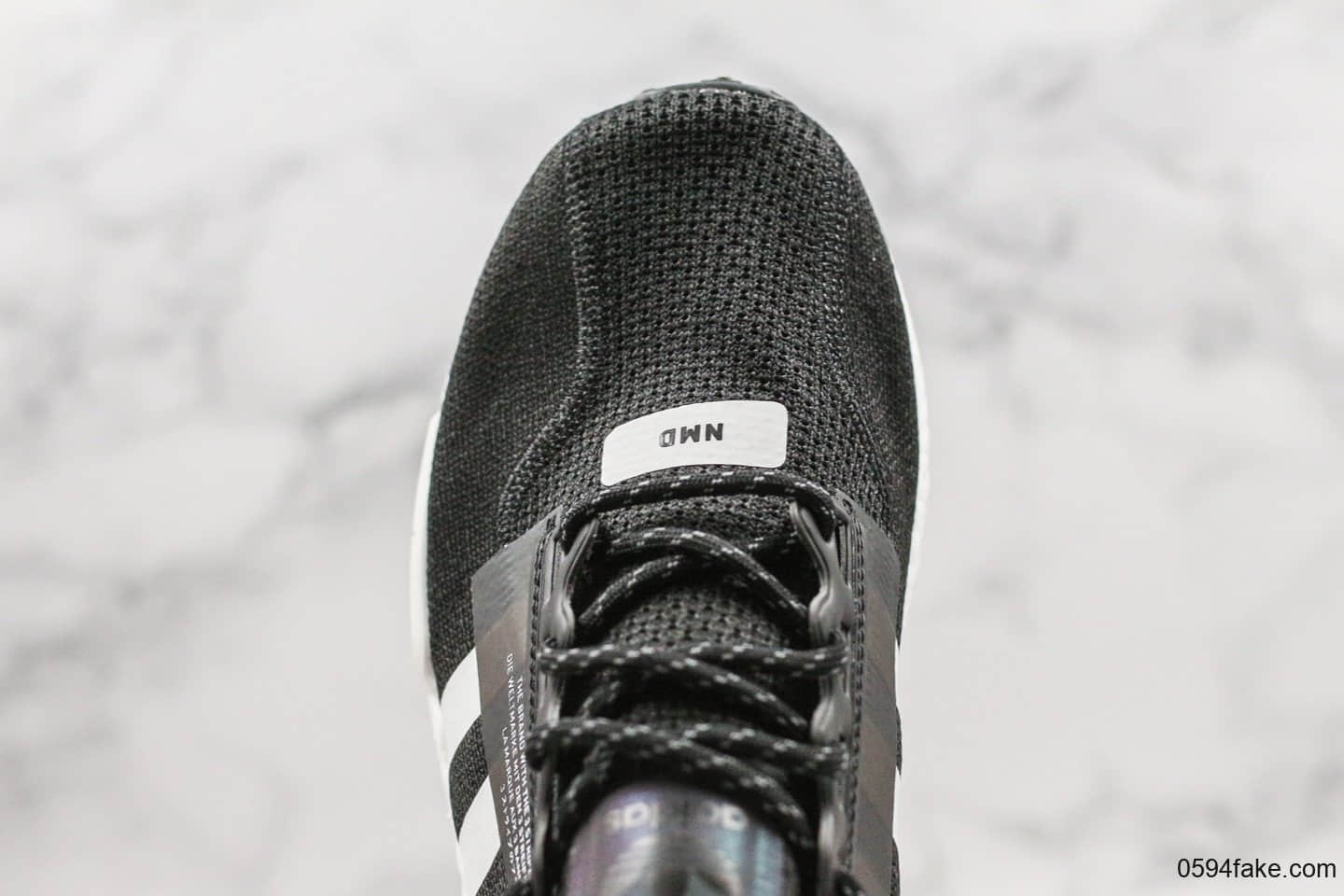 阿迪达斯Adidas NMD_R1 V2 Boost纯原版本爆米花跑鞋NMDV2黑白配色内置全掌爆米花缓震大底原盒原标 货号：FV9021