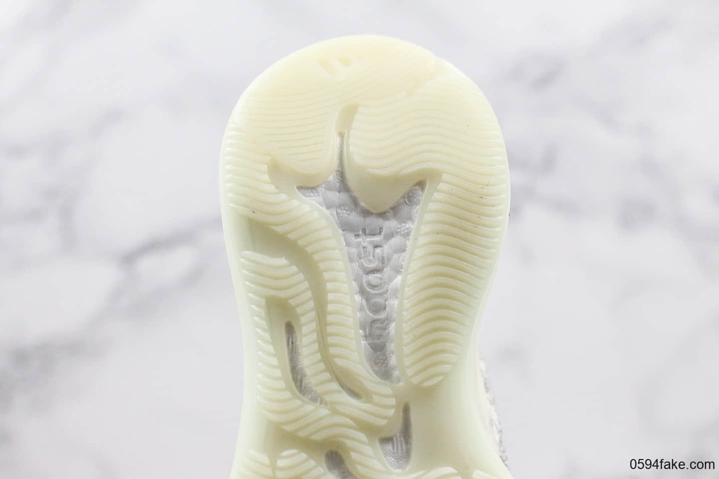 阿迪达斯Adidas Yeezy Boost 380 V3 Alien纯原版本侃爷联名限定椰子380V3限定雪花斑点全掌真Boost缓震中底原盒原标 货号:FV3260