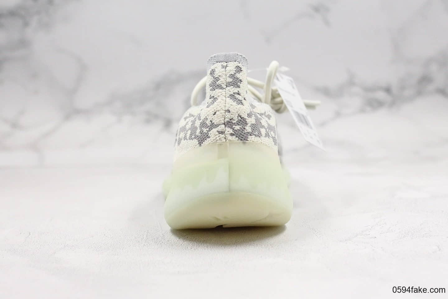 阿迪达斯Adidas Yeezy Boost 380 V3 Alien纯原版本侃爷联名限定椰子380V3限定雪花斑点全掌真Boost缓震中底原盒原标 货号:FV3260