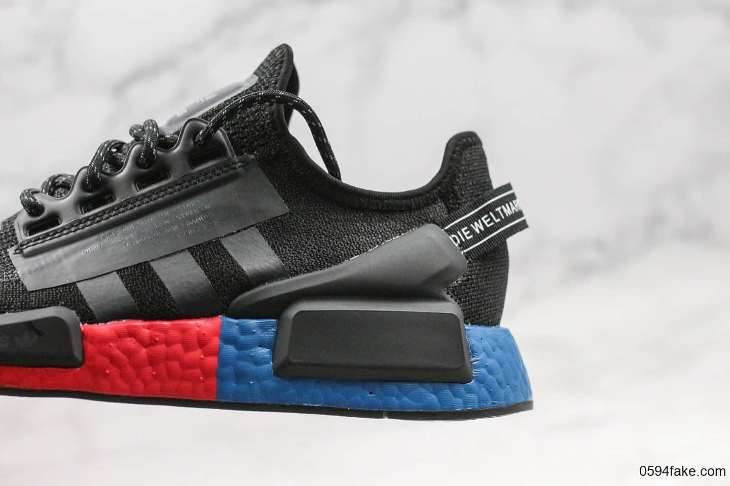 阿迪达斯Adidas NMD R1 Boost V2纯原版本二代3M变色龙NMD爆米花跑鞋黑红蓝配色内置Boost缓震大底原盒原标 货号:FV9023