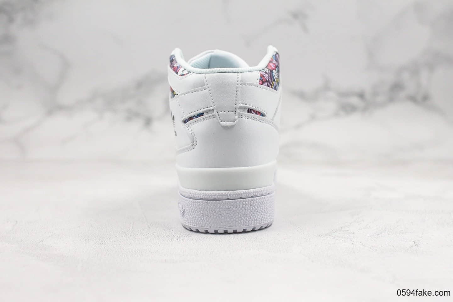 阿迪达斯Adidas Forum Mid纯原版本高帮复古板鞋白紫色原盒原标原楦头原纸板打造全鞋面头层材料 货号:FV4532