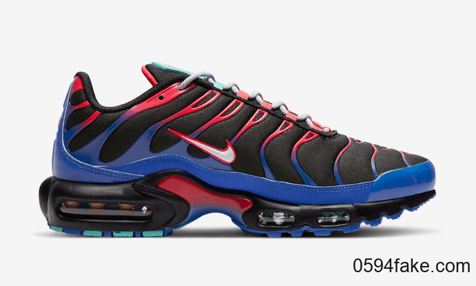 Nike复古跑鞋Air Max Plus新配色曝光!红蓝渐变吸睛度up! 货号:CV7541-001
