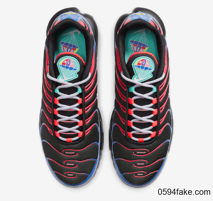 Nike复古跑鞋Air Max Plus新配色曝光!红蓝渐变吸睛度up! 货号:CV7541-001