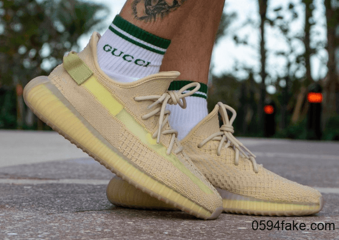 Yeezy 350 V2“ Flax”上脚图曝光!清新柠檬黄色调! 货号:FX9028