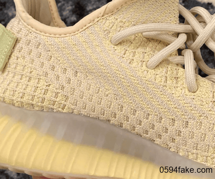 Yeezy 350 V2“ Flax”上脚图曝光!清新柠檬黄色调! 货号:FX9028