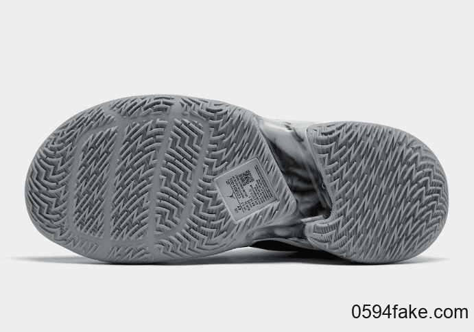 奢华黑金配色!Jordan Why Not Zer0.3“ The Family”将于1月9日发售! 货号:CD3003-001