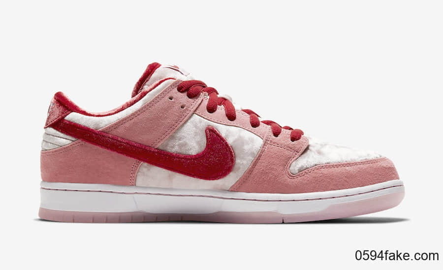 StrangeLove x Nike SB Dunk Low“情人节”释出官图!2月8日发售!满满少女心! 货号:CT2552-800