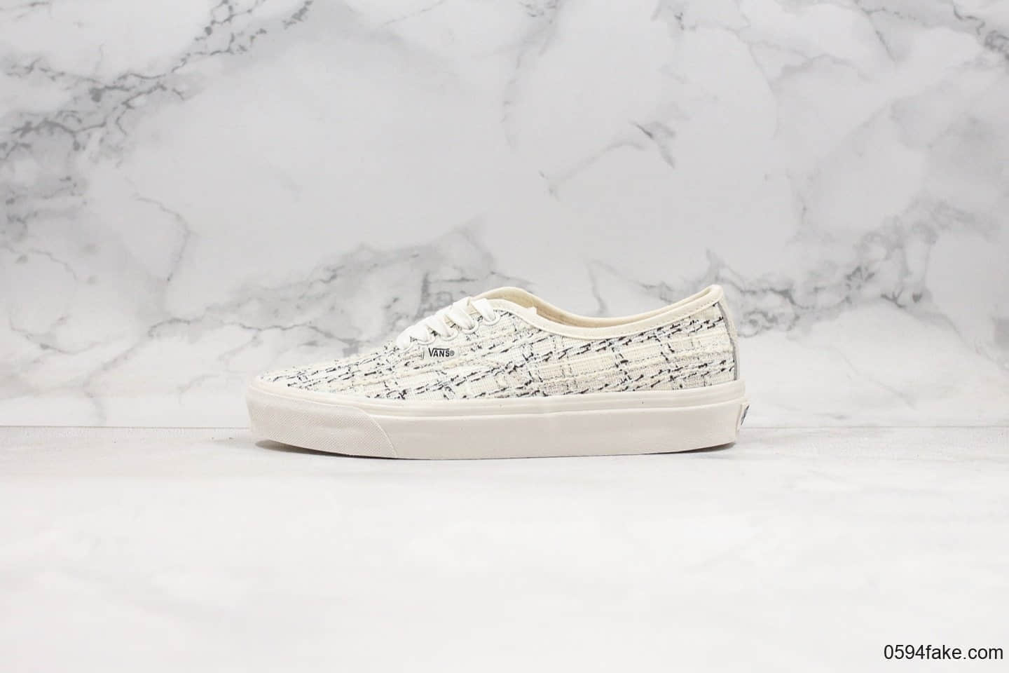 万斯Vans Vault OG Authentic LX公司级版本小香风系列白色配色粗呢花面料