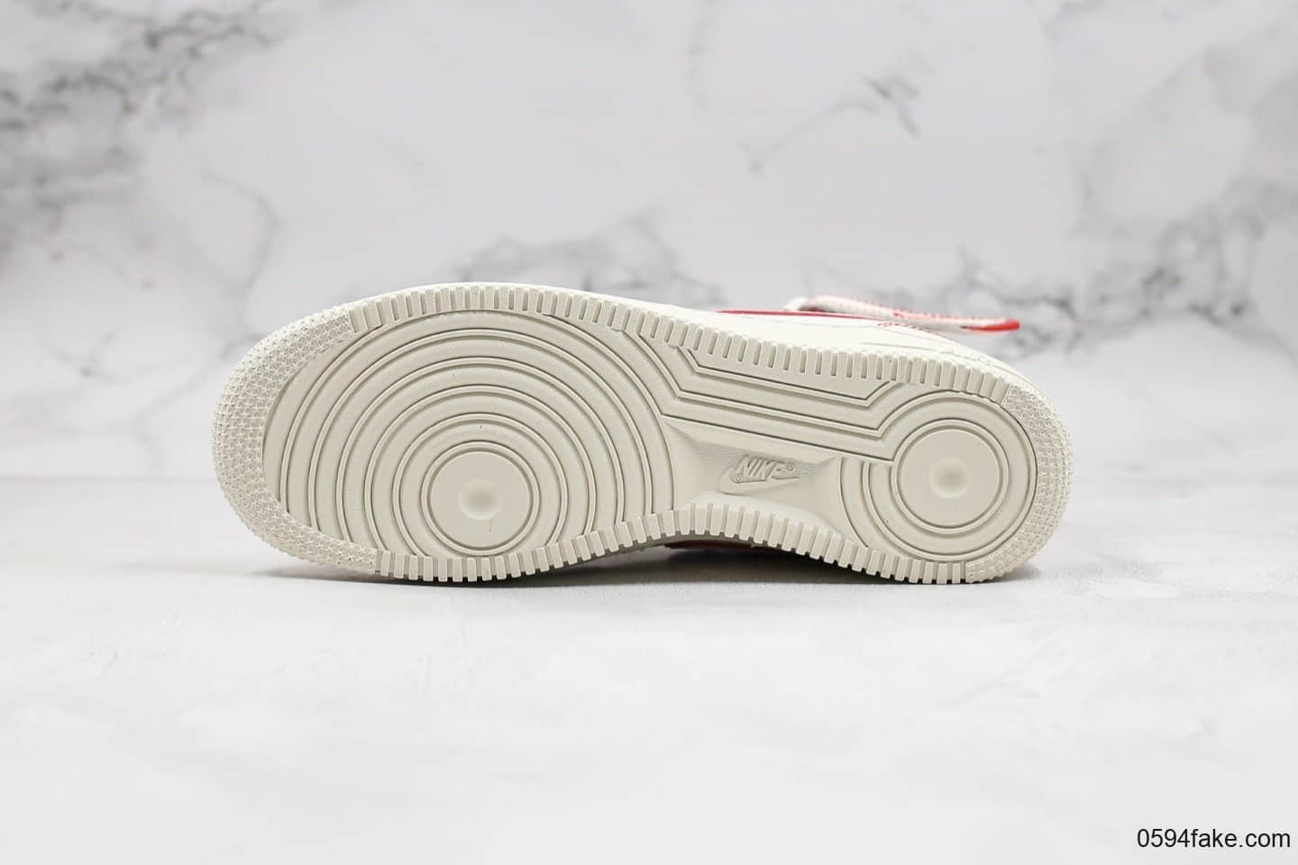 耐克Nike Air Force 1 '07 LV8公司级版本中帮AF1满天星红白配色原楦头原纸板原盒配件 货号:AA1118-010