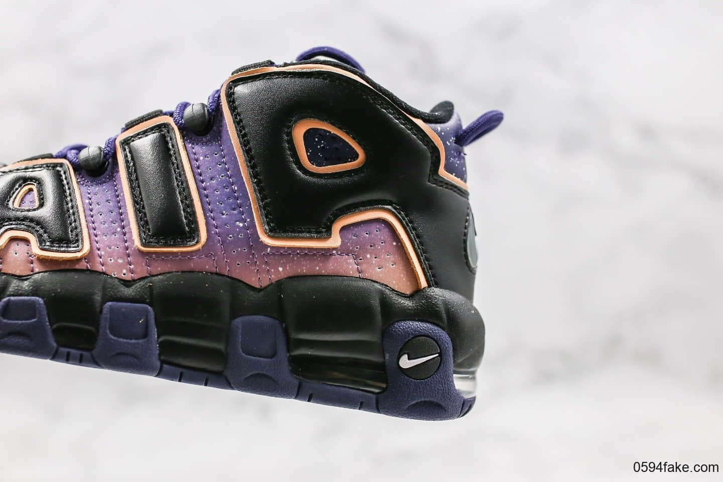 耐克Nike Air More Uptempo ’96 OG纯原版本皮蓬大R高街篮球鞋星空紫云配色原装级工艺 货号:553546-018